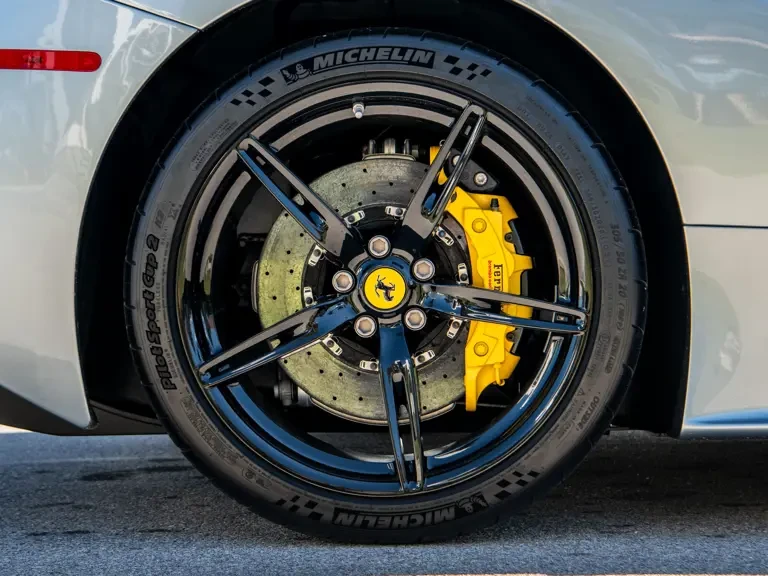2015 Ferrari 458 Speciale - Image 22 of 31