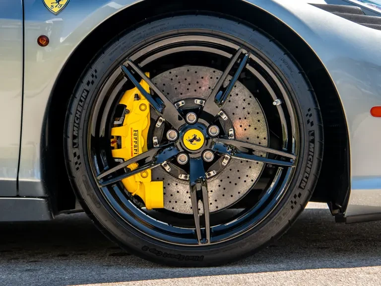 2015 Ferrari 458 Speciale - Image 23 of 31