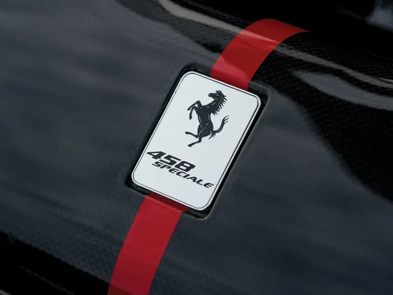 2015 Ferrari 458 Speciale - Image 17 of 25