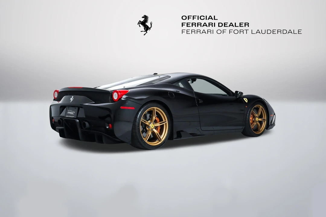 2015 Ferrari 458 Speciale - Image 3 of 31