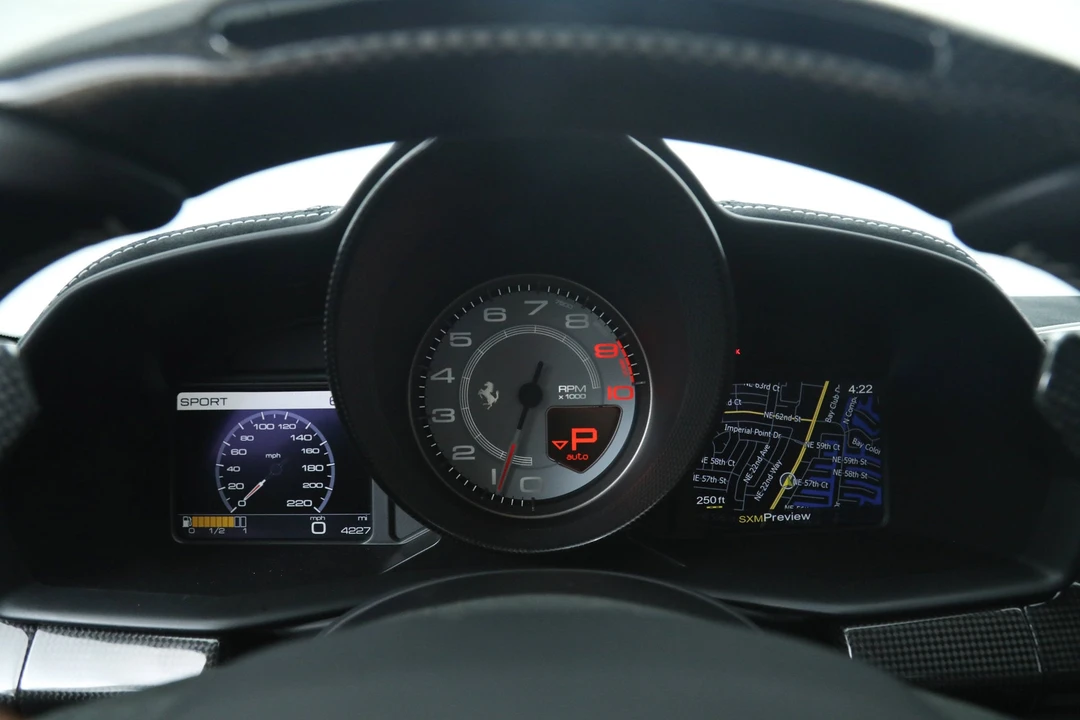 2015 Ferrari 458 Speciale - Image 30 of 31