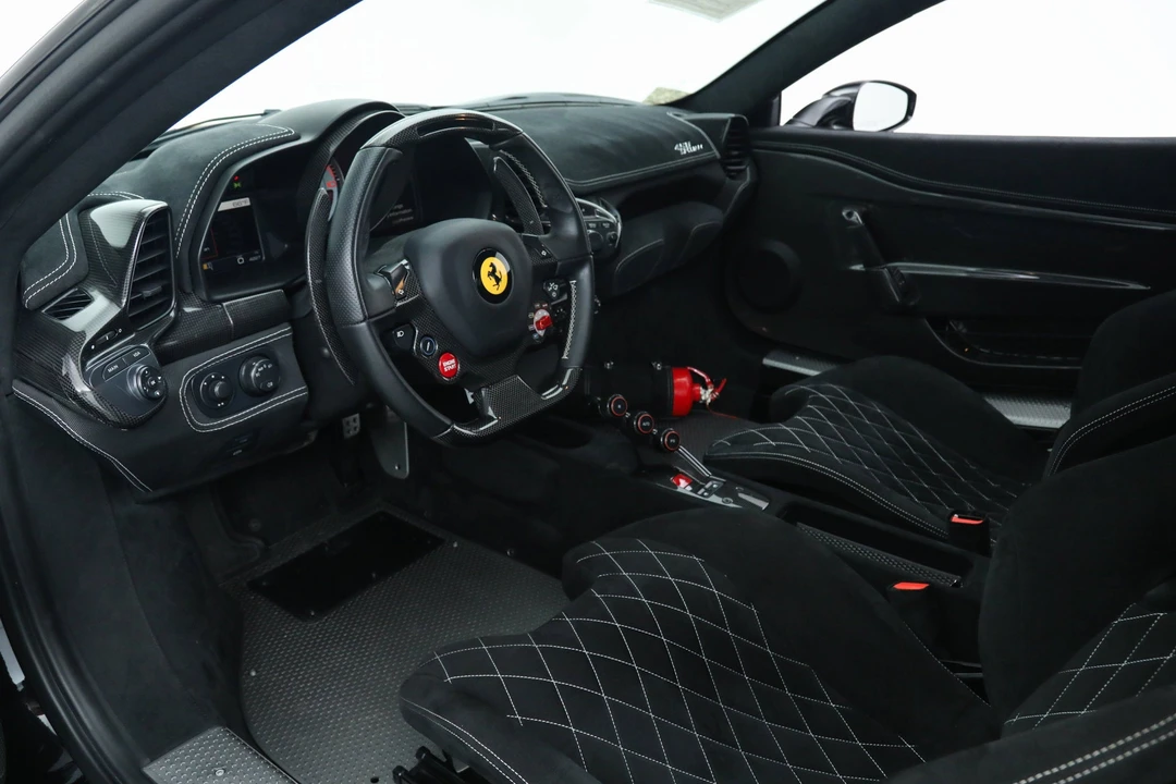 2015 Ferrari 458 Speciale - Image 2 of 31