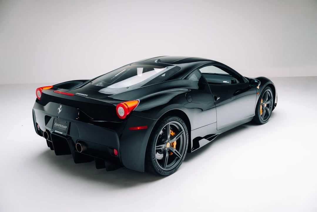 2015 Ferrari 458 Speciale - Image 5 of 31