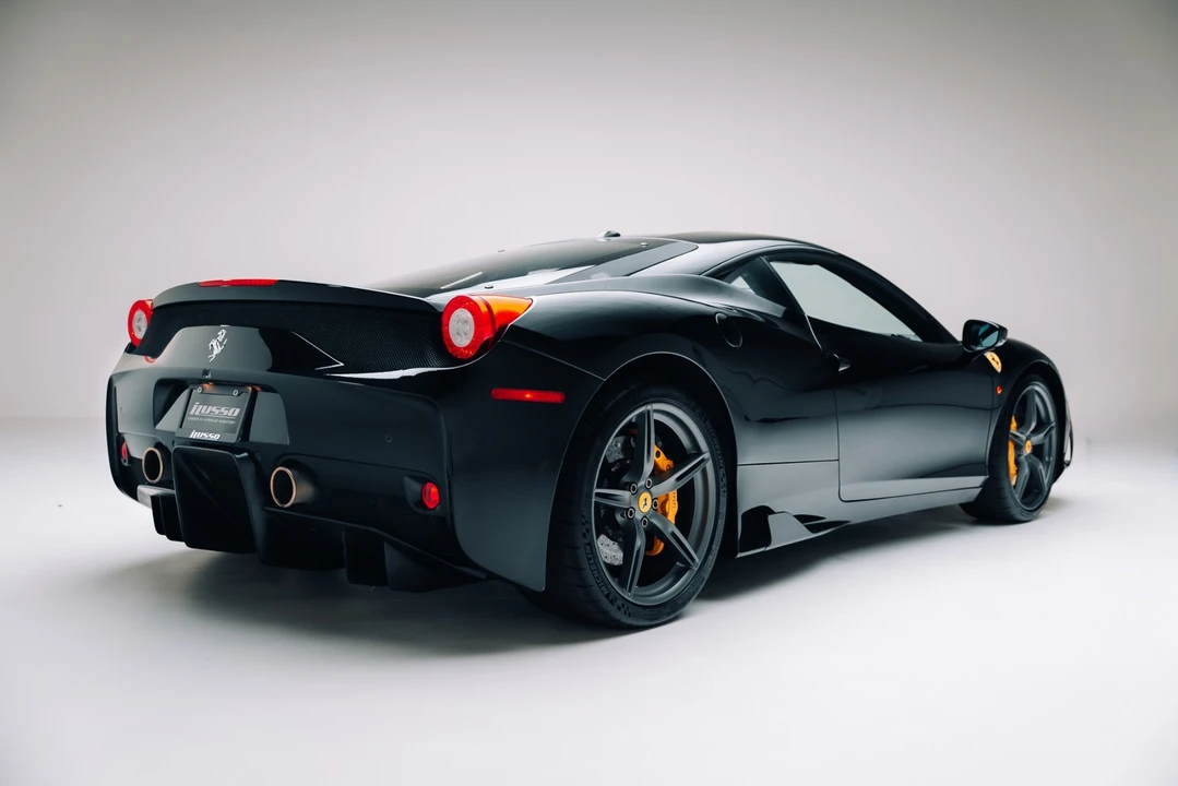 2015 Ferrari 458 Speciale - Image 21 of 31