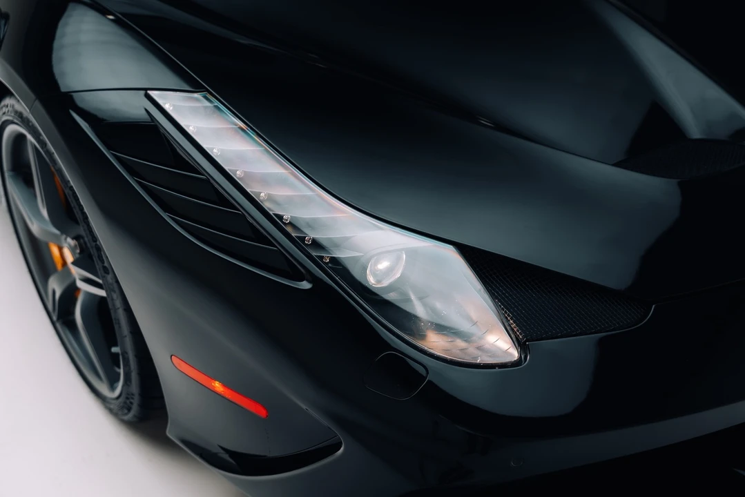 2015 Ferrari 458 Speciale - Image 10 of 21