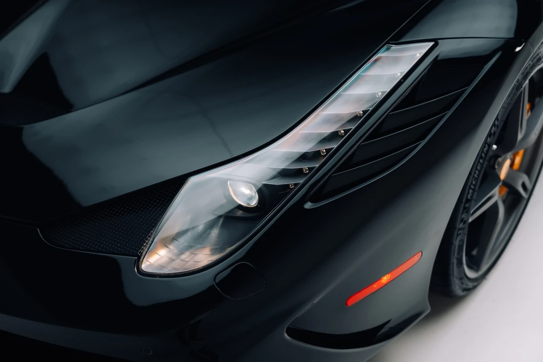 2015 Ferrari 458 Speciale - Image 11 of 21