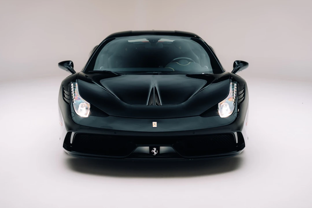 2015 Ferrari 458 Speciale - Image 4 of 31