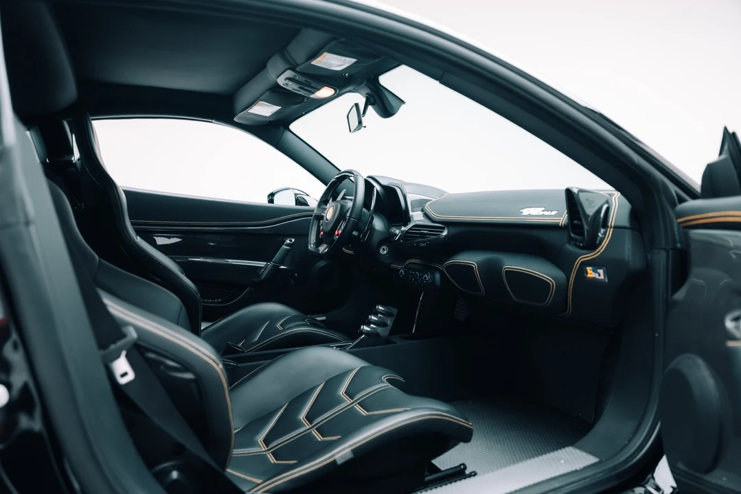 2015 Ferrari 458 Speciale - Image 31 of 31