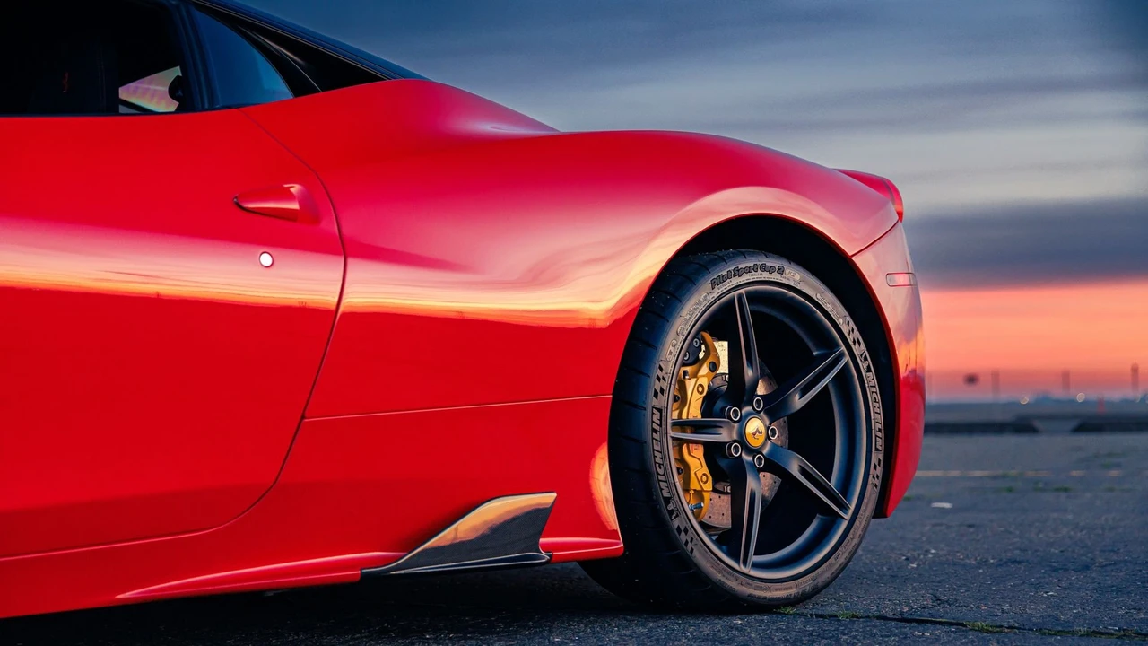 2015 Ferrari 458 Speciale - Image 14 of 31