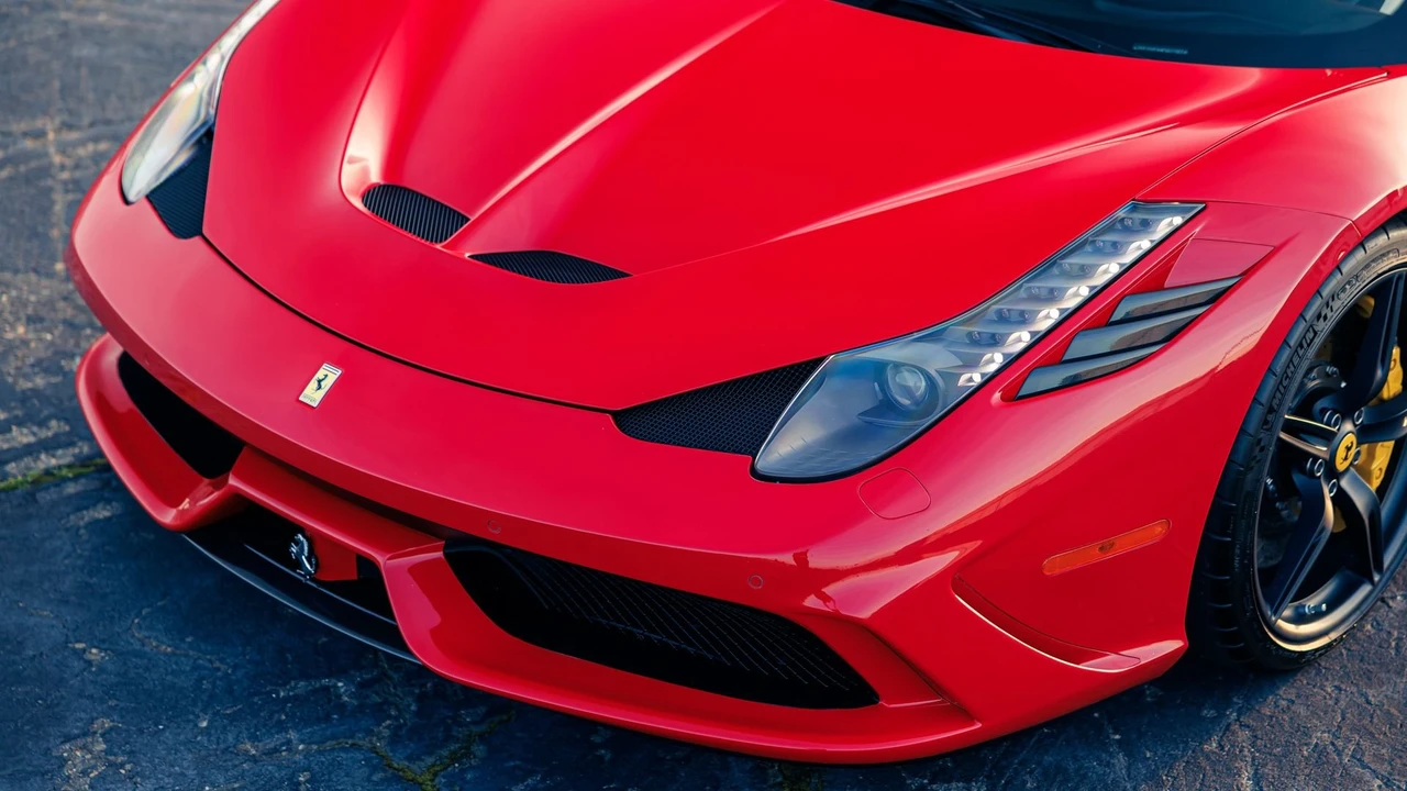 2015 Ferrari 458 Speciale - Image 19 of 31
