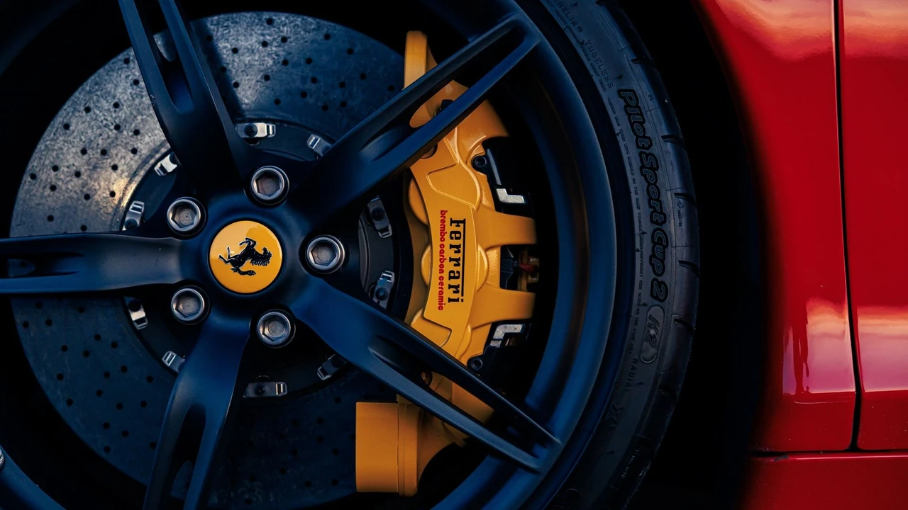 2015 Ferrari 458 Speciale - Image 10 of 31