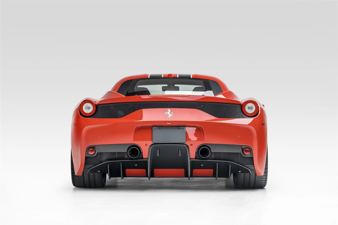 2015 Ferrari 458 Speciale - Image 11 of 31
