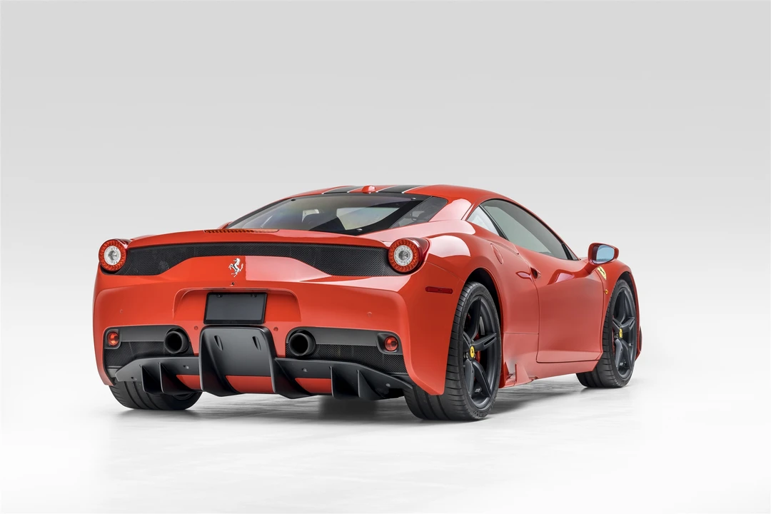 2015 Ferrari 458 Speciale - Image 13 of 31