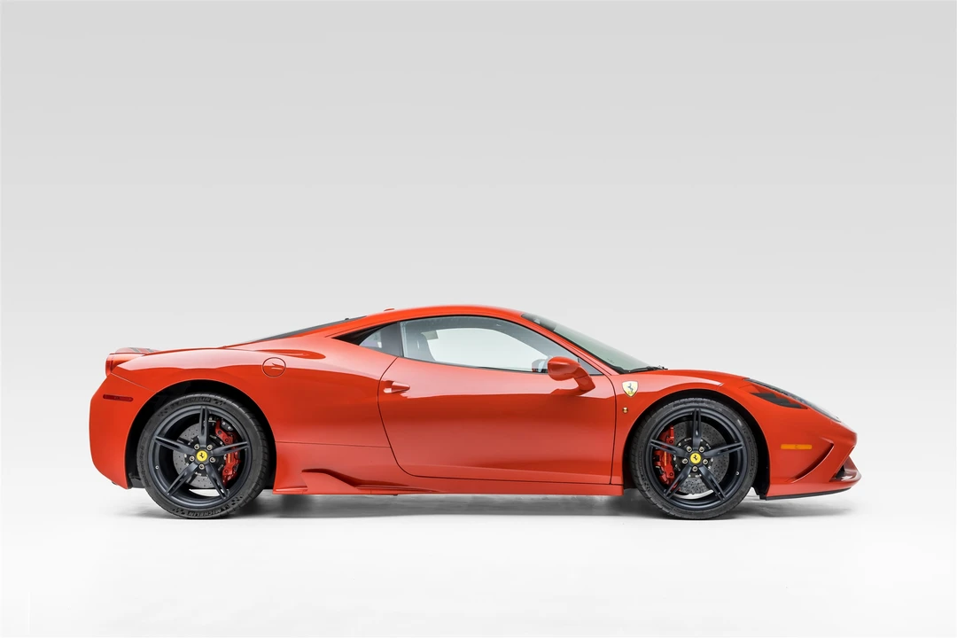 2015 Ferrari 458 Speciale - Image 19 of 31