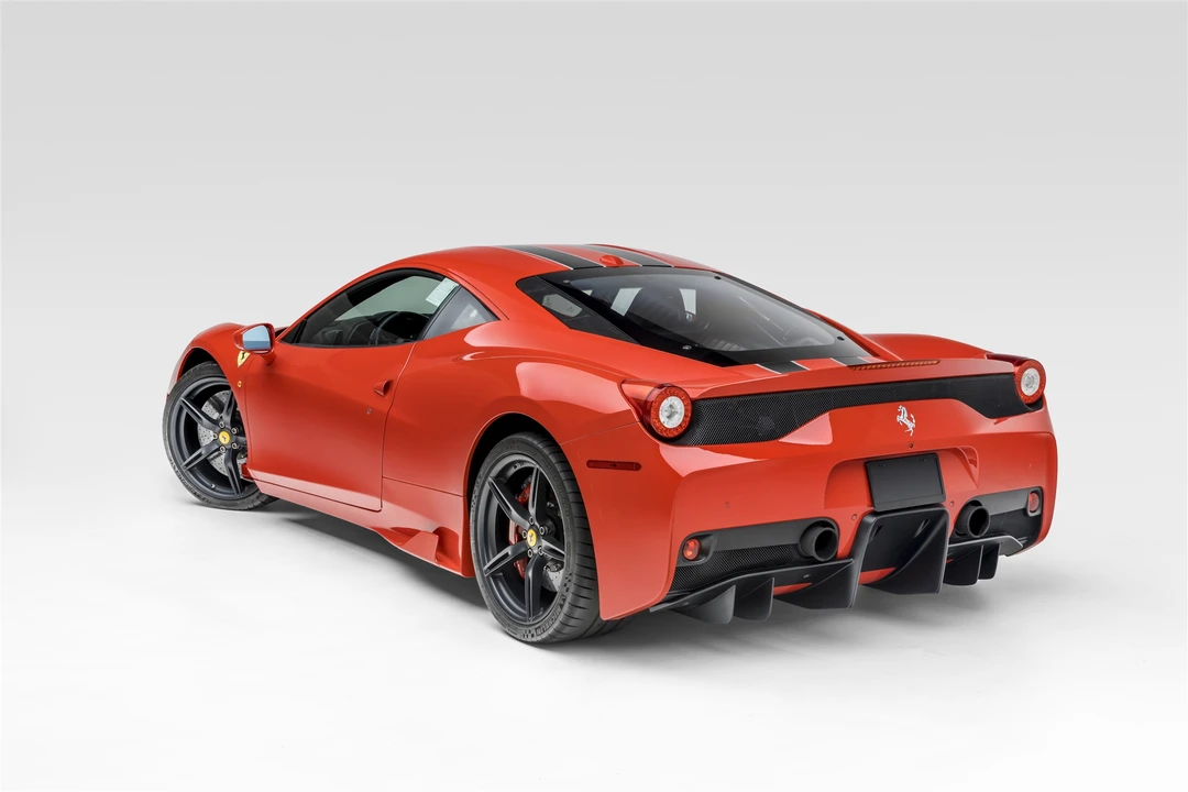 2015 Ferrari 458 Speciale - Image 10 of 31