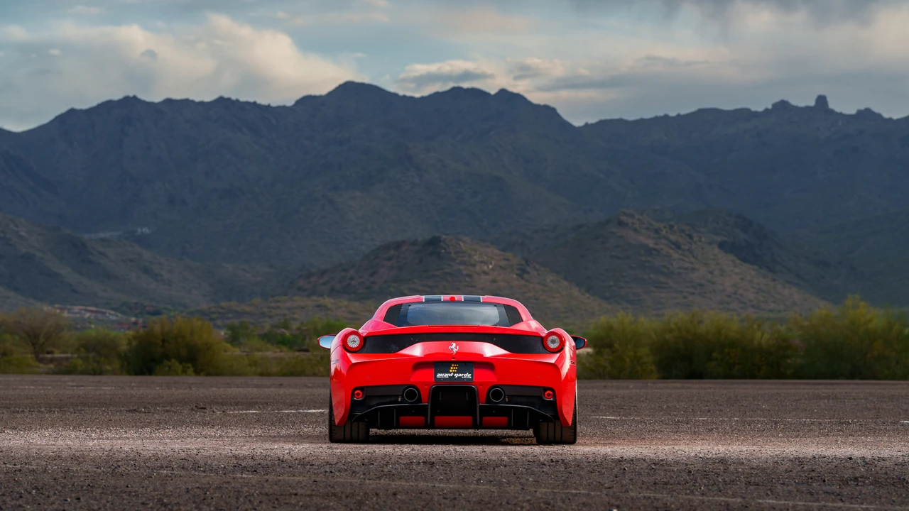 2015 Ferrari 458 Speciale - Image 16 of 31