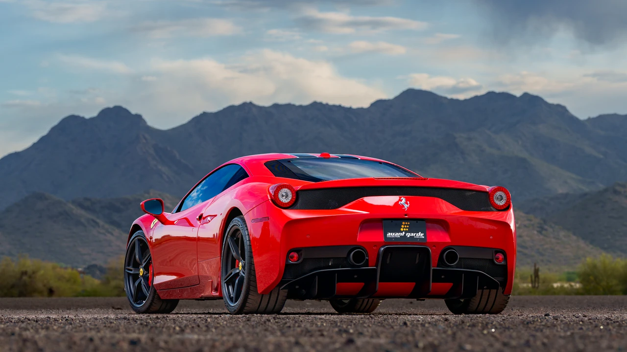 2015 Ferrari 458 Speciale - Image 20 of 31
