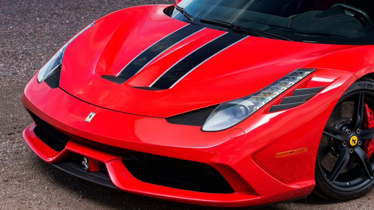 2015 Ferrari 458 Speciale - Image 31 of 31