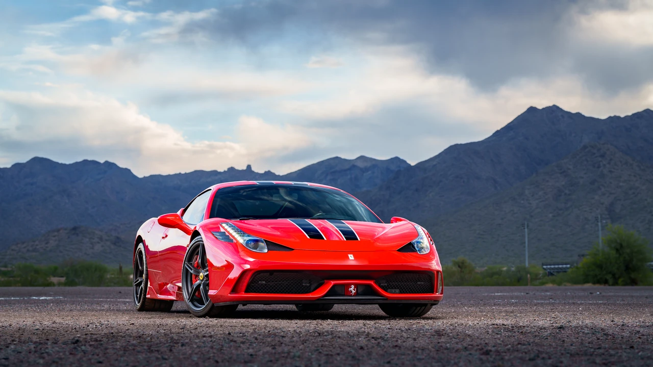 2015 Ferrari 458 Speciale - Image 8 of 31