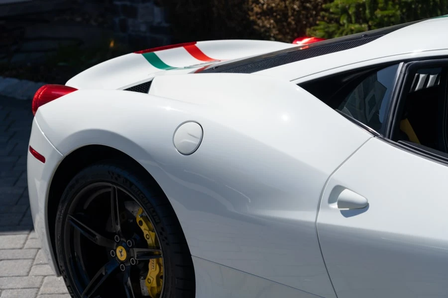 2015 Ferrari 458 Speciale - Image 22 of 31