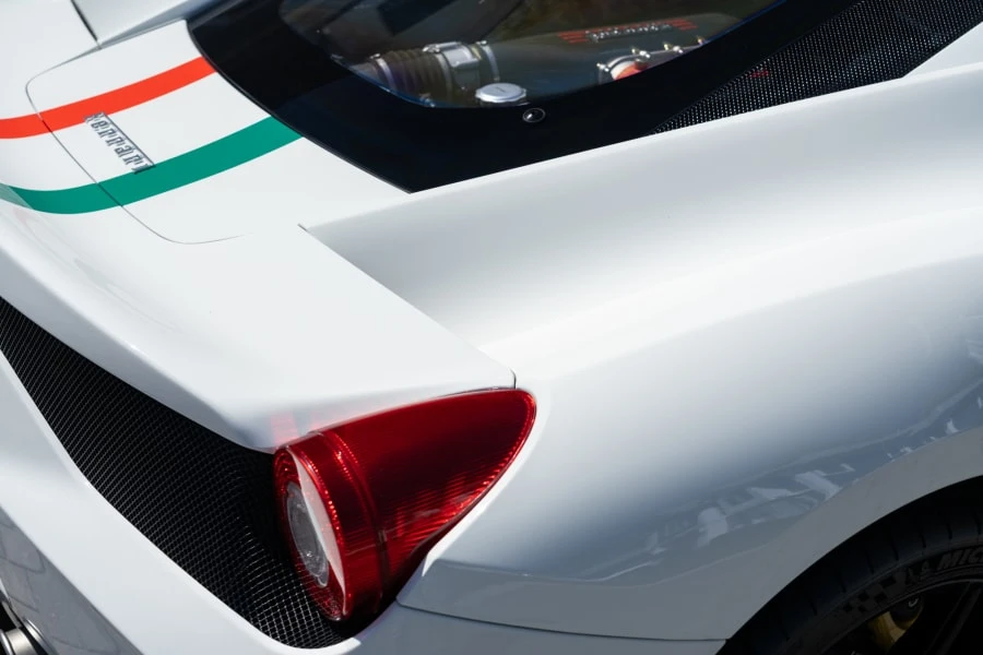 2015 Ferrari 458 Speciale - Image 8 of 31