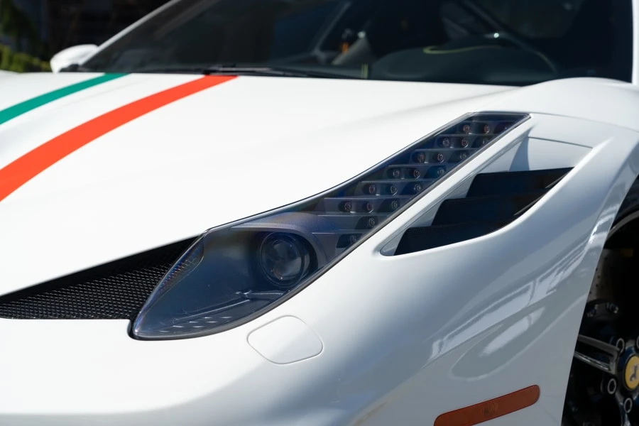 2015 Ferrari 458 Speciale - Image 21 of 31