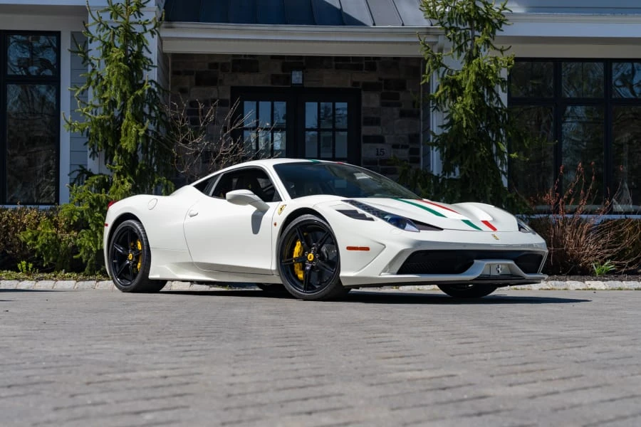 2015 Ferrari 458 Speciale - Image 15 of 31