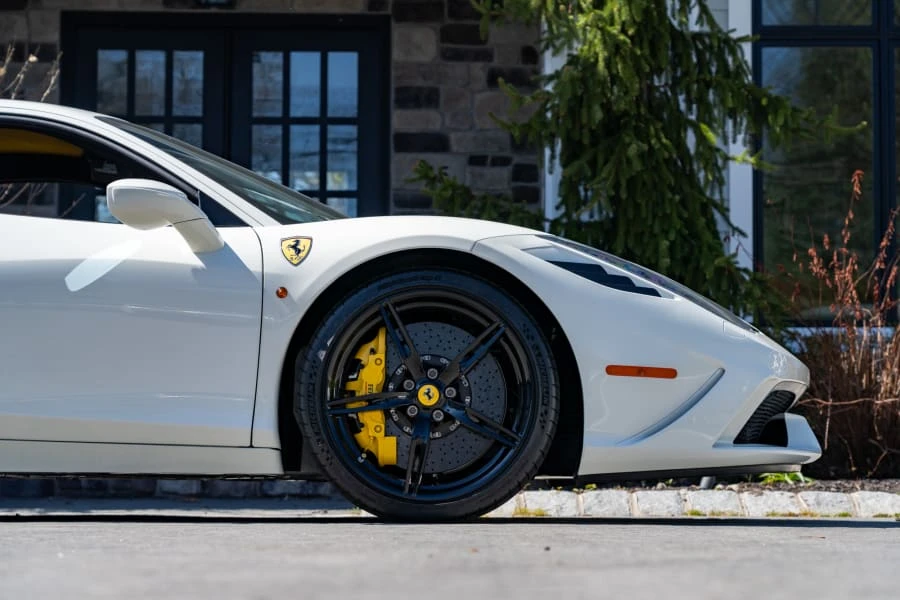 2015 Ferrari 458 Speciale - Image 30 of 31