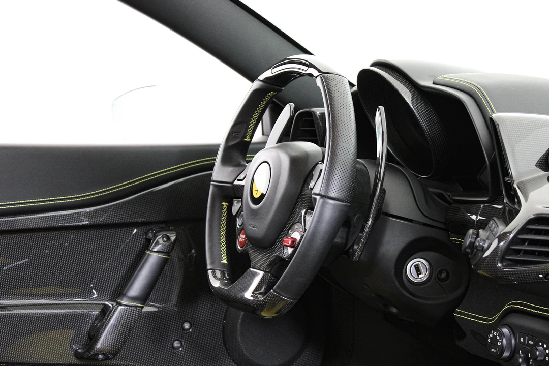 2015 Ferrari 458 Speciale - Image 30 of 31