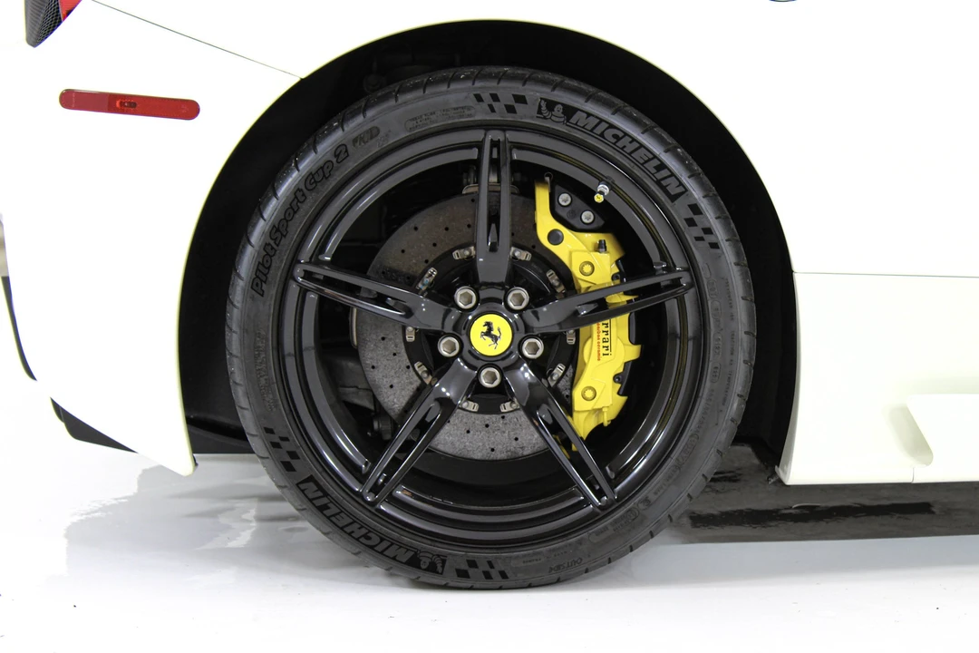 2015 Ferrari 458 Speciale - Image 21 of 31