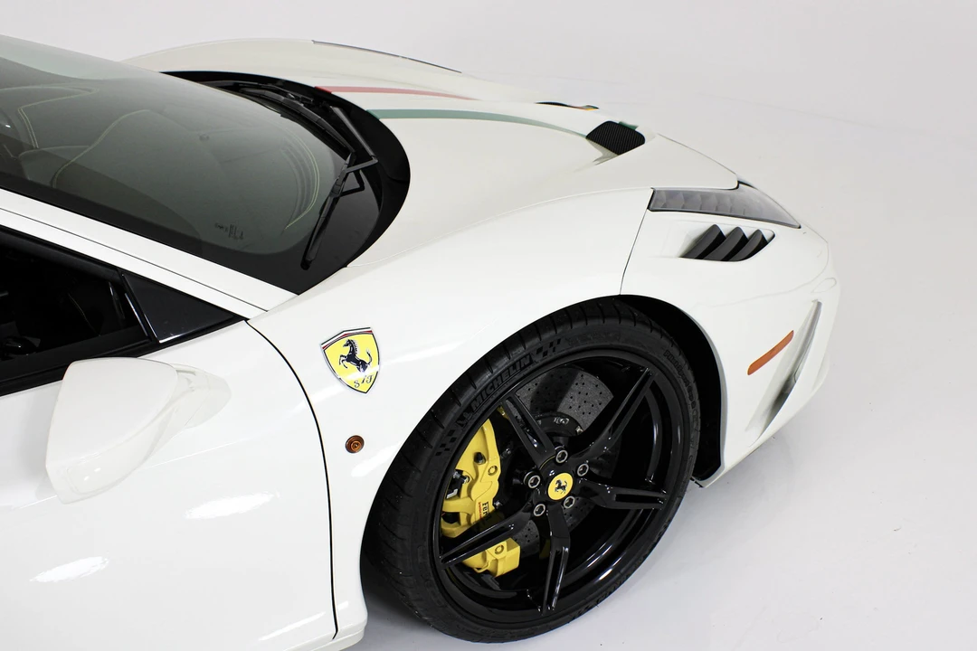 2015 Ferrari 458 Speciale - Image 11 of 31