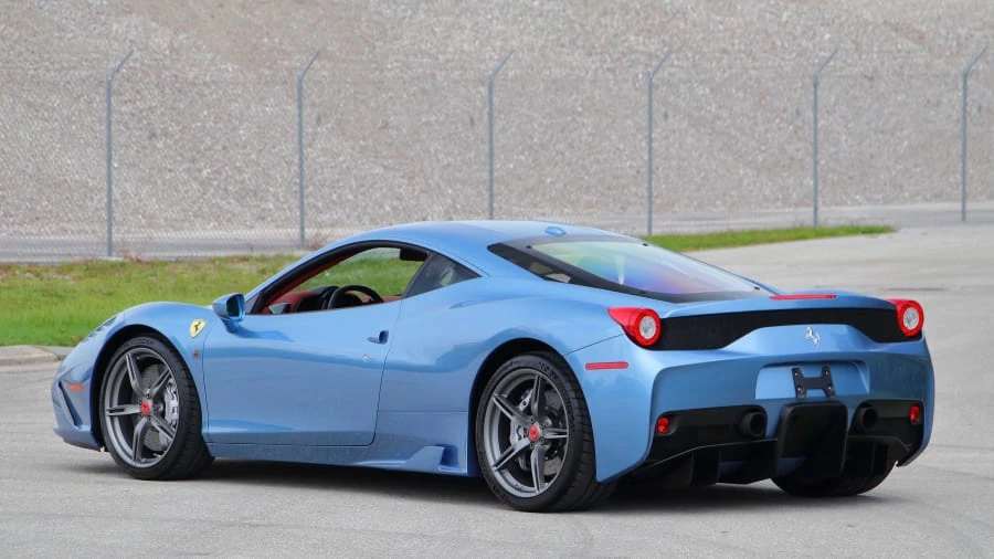 2015 Ferrari 458 Speciale - Image 13 of 20