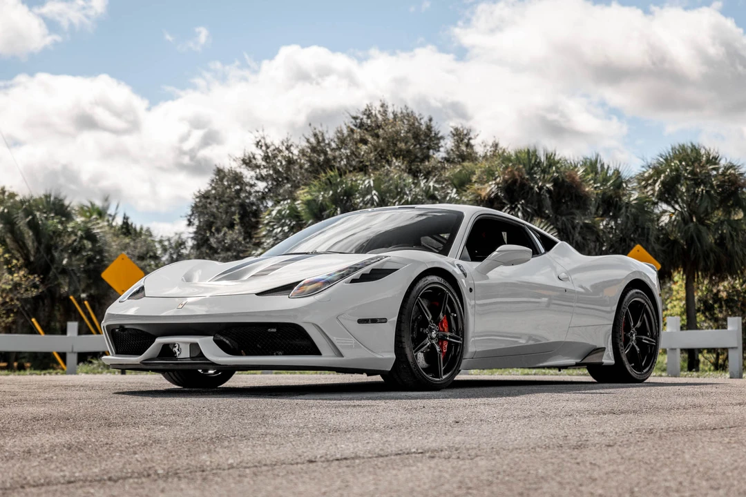 2015 Ferrari 458 Speciale - Image 2 of 31