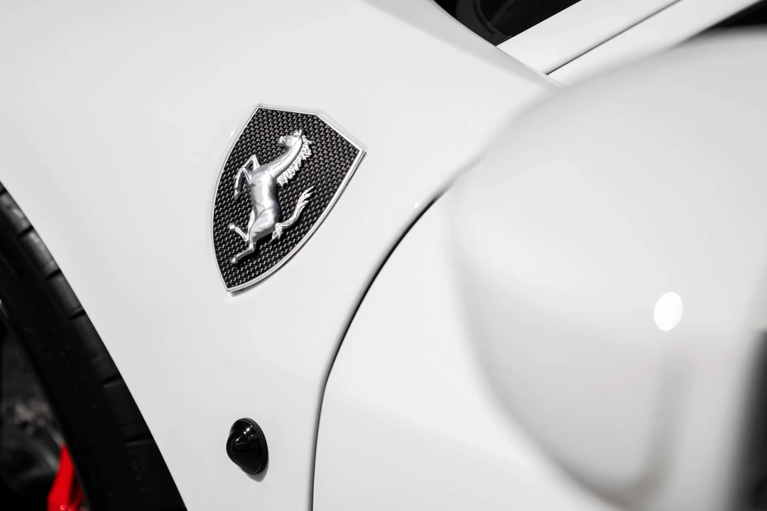 2015 Ferrari 458 Speciale - Image 17 of 31