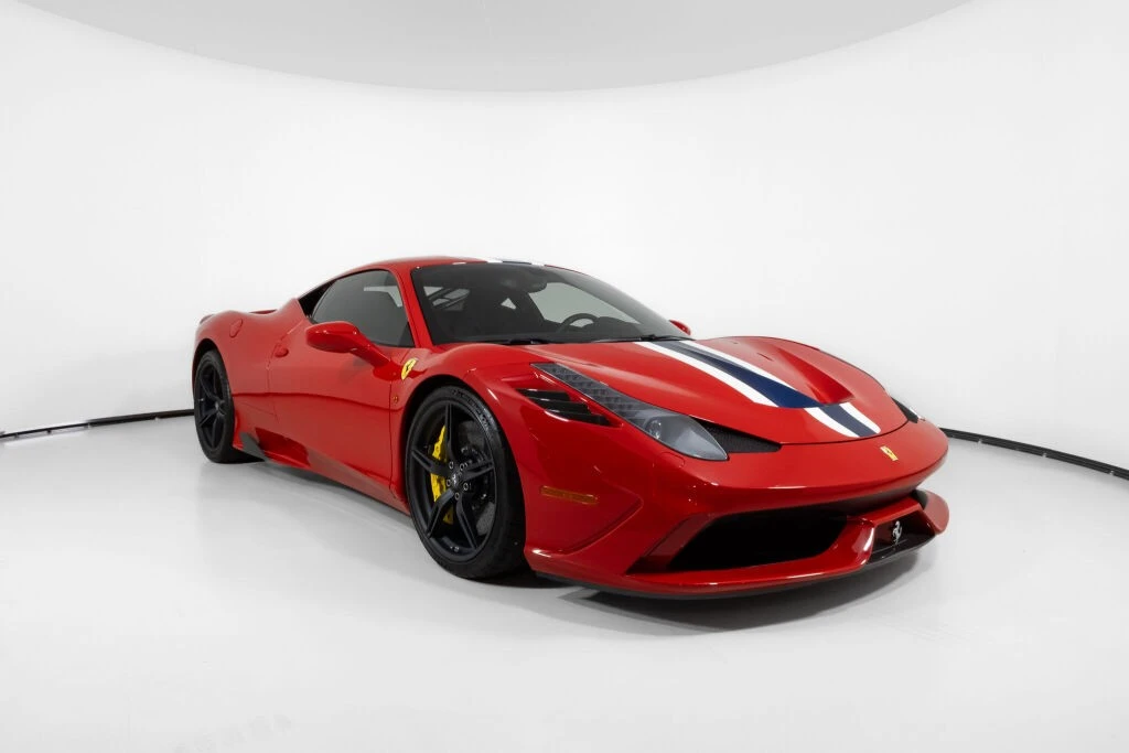 2015 Ferrari 458 Speciale - Image 11 of 31