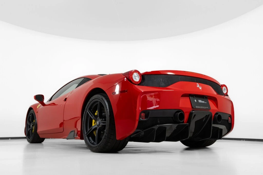 2015 Ferrari 458 Speciale - Image 18 of 31