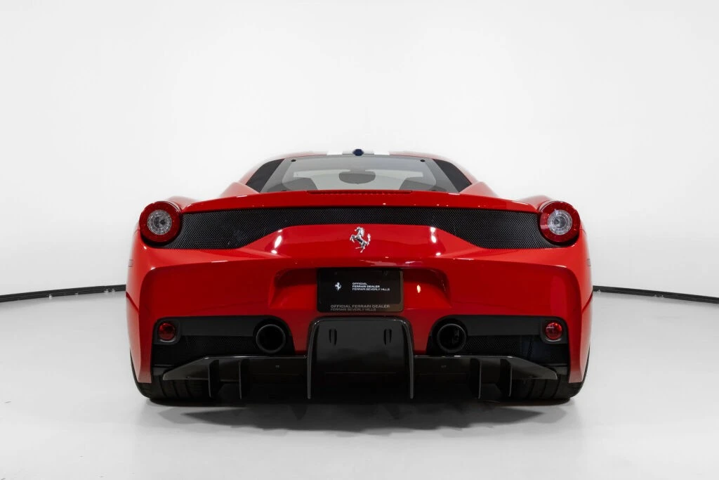 2015 Ferrari 458 Speciale - Image 6 of 31