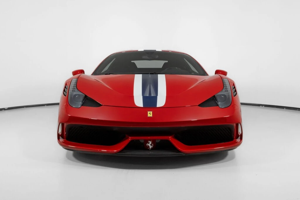 2015 Ferrari 458 Speciale - Image 13 of 31