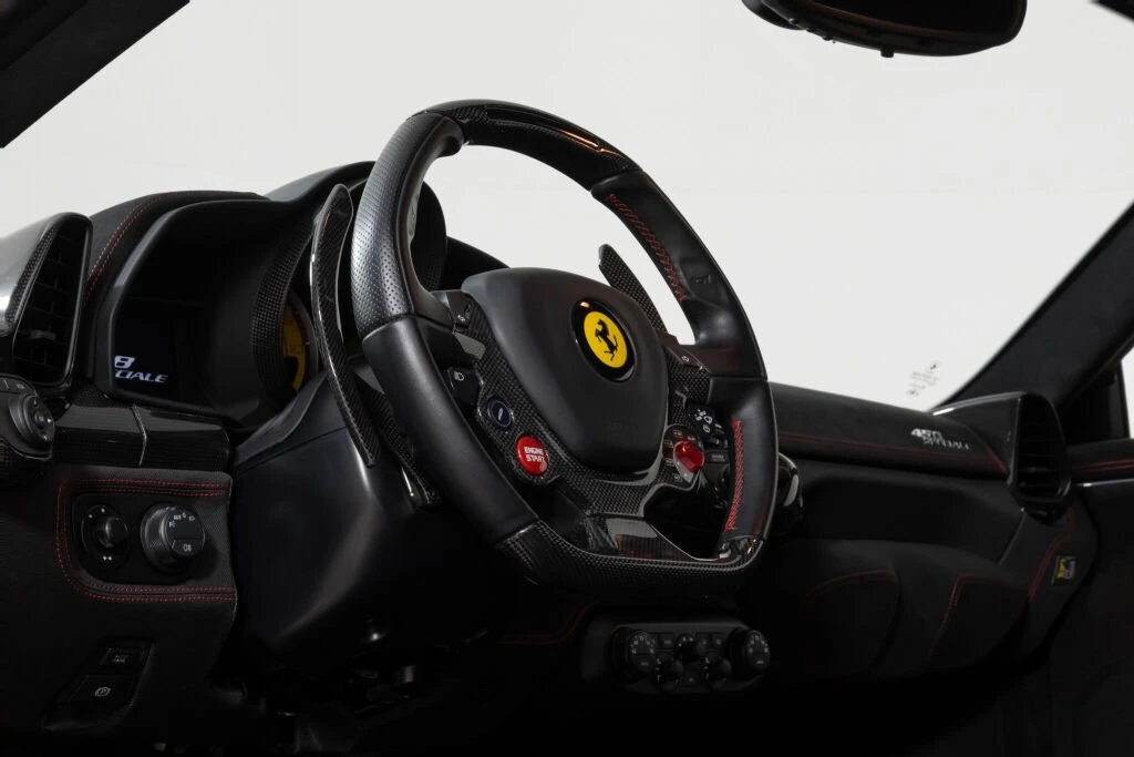 2015 Ferrari 458 Speciale - Image 29 of 31