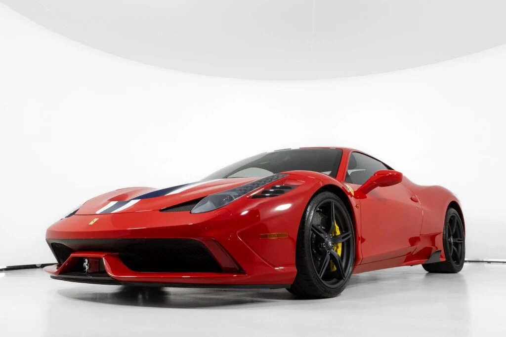 2015 Ferrari 458 Speciale - Image 14 of 31