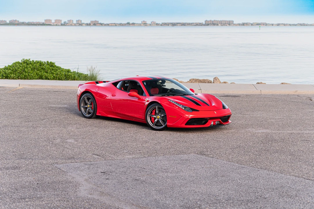 2015 Ferrari 458 Speciale - Image 3 of 31