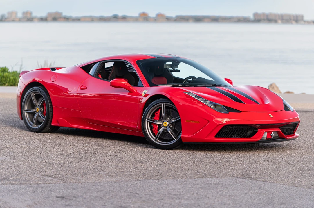 2015 Ferrari 458 Speciale - Image 4 of 31