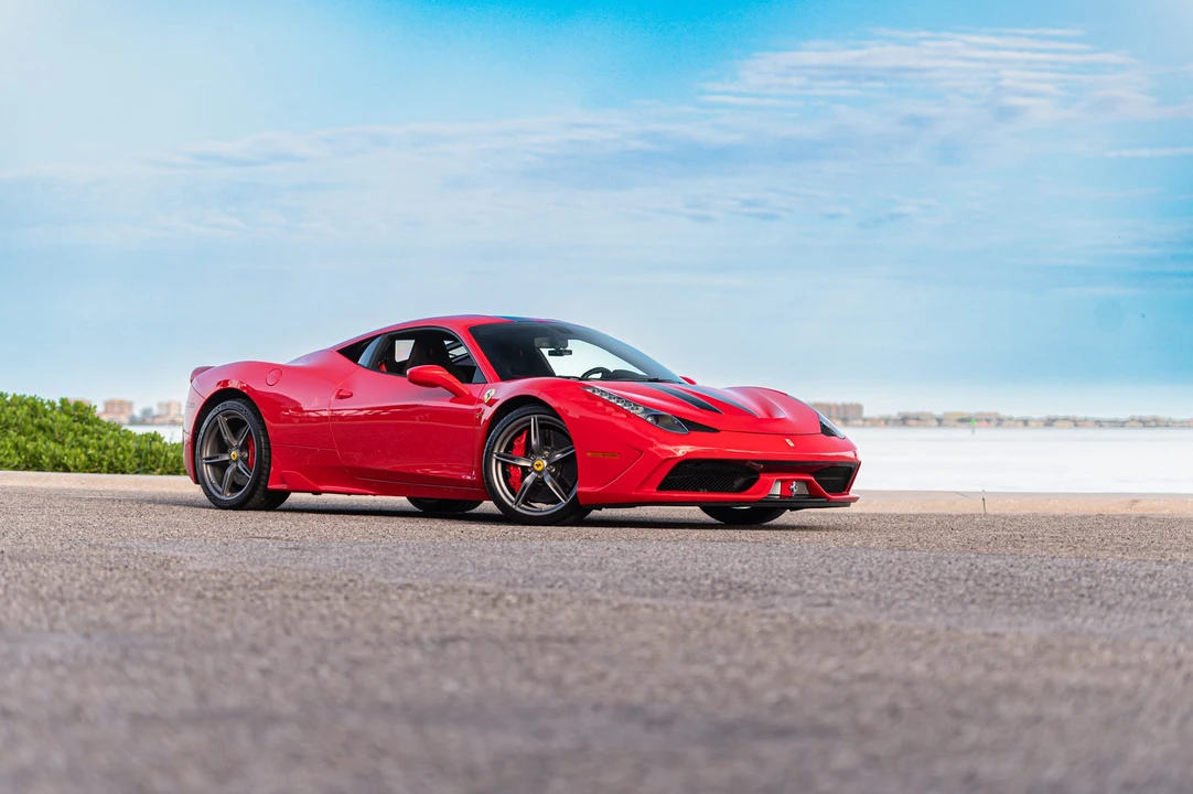 2015 Ferrari 458 Speciale - Image 5 of 31