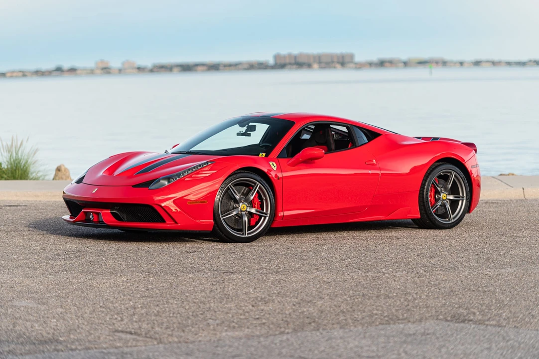 2015 Ferrari 458 Speciale - Image 22 of 31