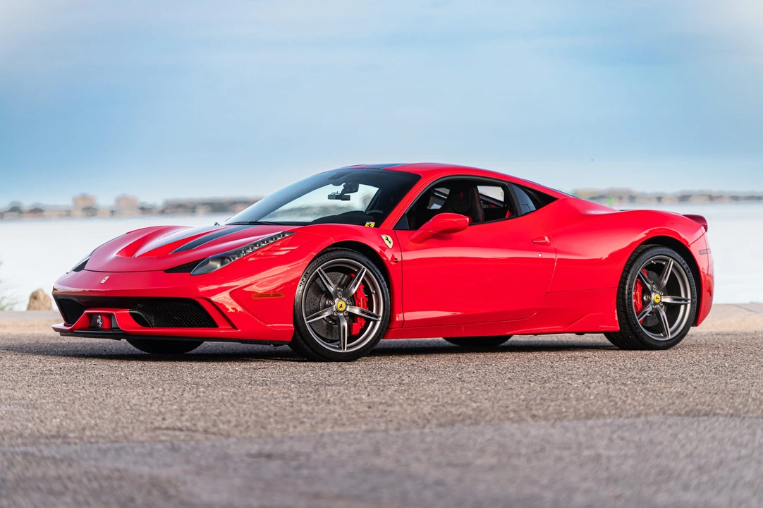 2015 Ferrari 458 Speciale - Image 23 of 31