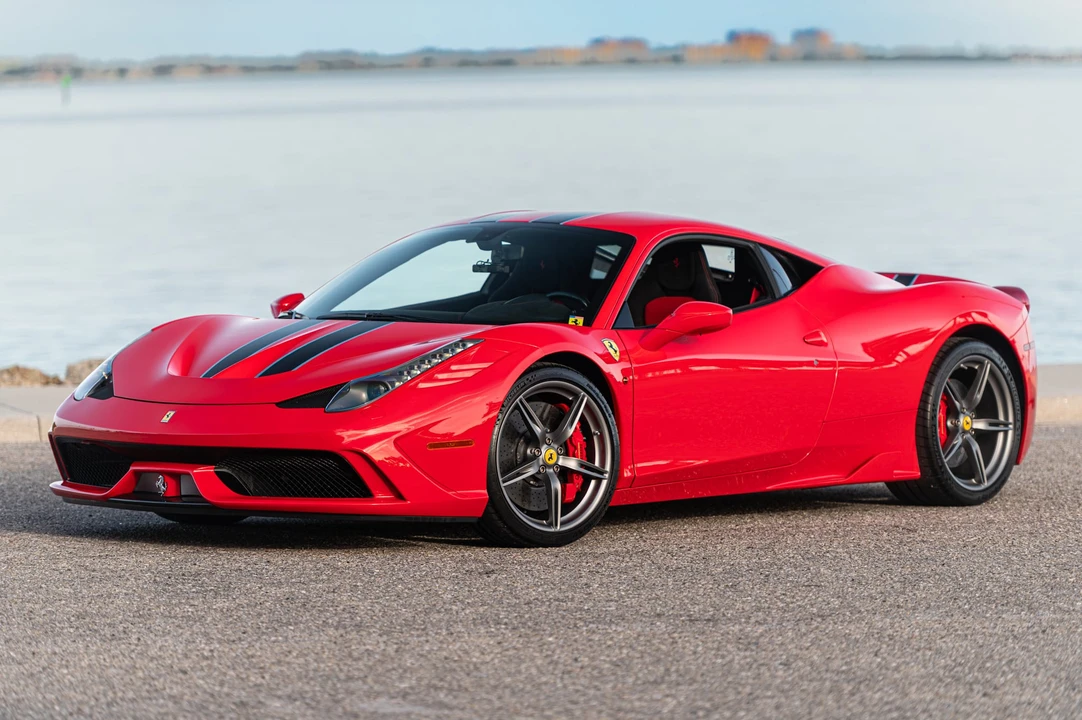 2015 Ferrari 458 Speciale - Image 24 of 31