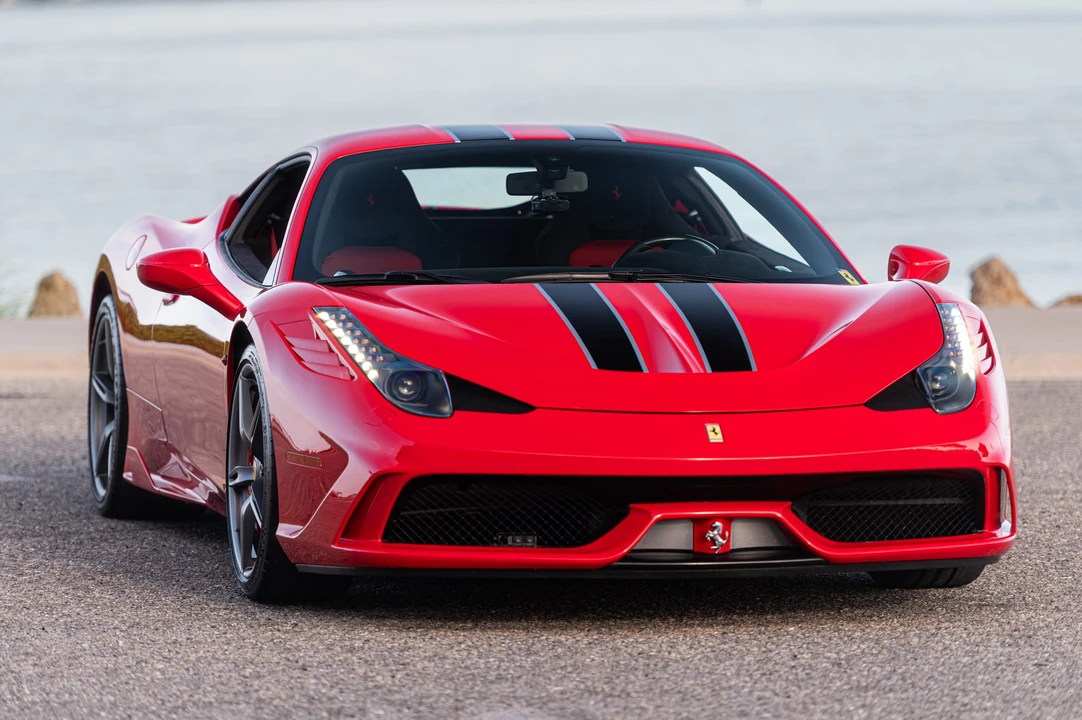 2015 Ferrari 458 Speciale - Image 27 of 31