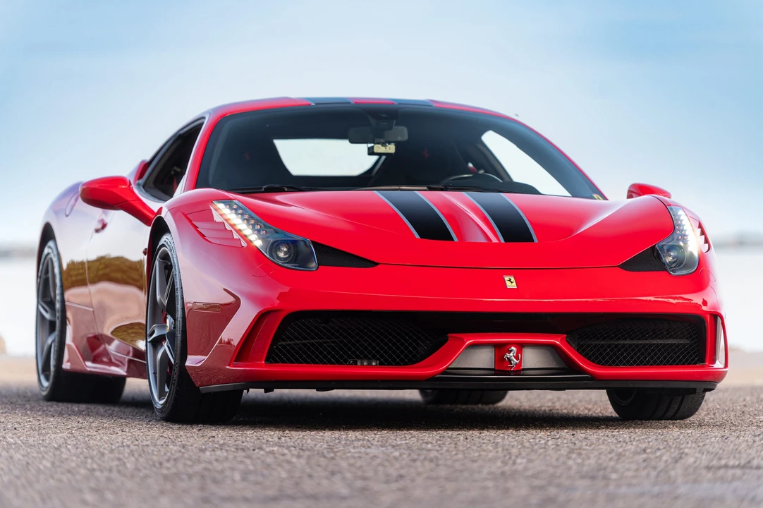 2015 Ferrari 458 Speciale - Image 28 of 31