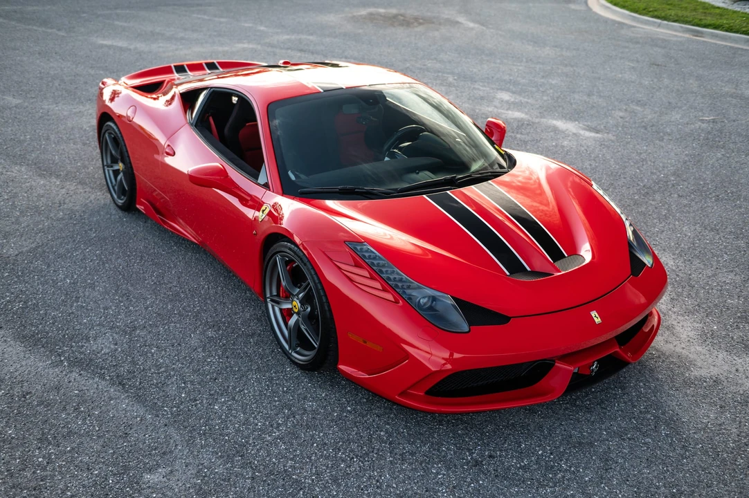 2015 Ferrari 458 Speciale - Image 30 of 31