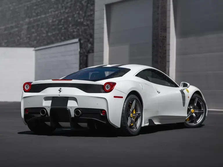 2015 Ferrari 458 Speciale - Image 11 of 31